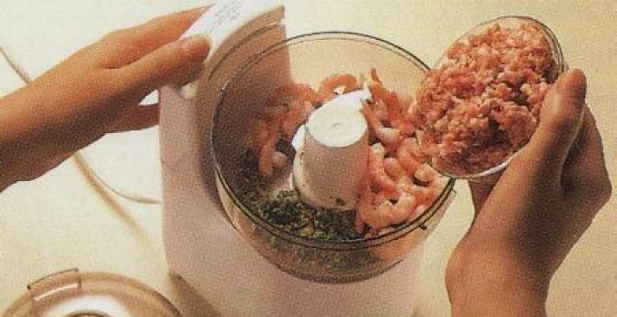 CROSTINI DI GAMBERI E MAIALE