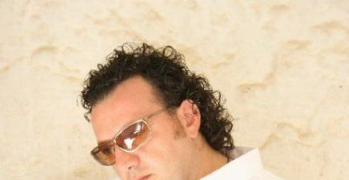 VOTIAMO IL TARANTINO GIANLUCA DIESIS A SANREMO....