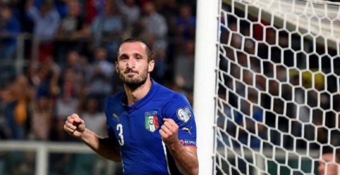 Italia-Azerbaigian 2-1, nel bene e nel male c'e' la firma di Chiellini