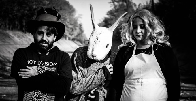 (Recensione) Tic Tac Bianconiglio – Il volto di Lewis