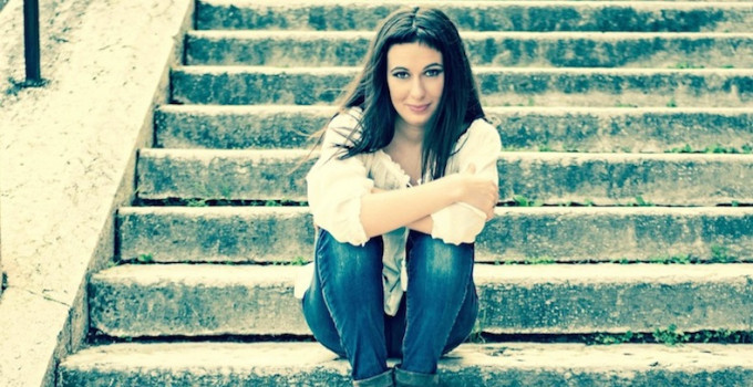 EMILY GUERRA / Video di “Coriandoli” e live alla Feltrinelli VR, Eataly MI, e con Marina Rei