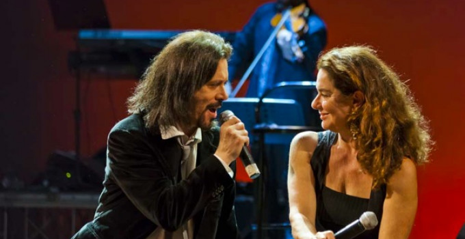 MONICA GUERRITORE e GIOVANNI NUTI sul palco del Teatro Politeama di Genova