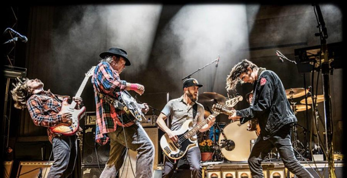 Neil Young, a Postepay Sound Piazzola sul Brenta con i Promise of the Real mercoledì 13 luglio