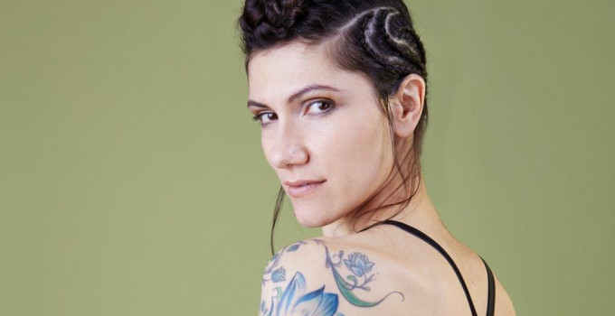 ELISA: da oggi ONLINE IL VIDEO di "BRUCIARE PER TE"