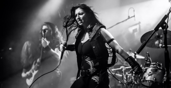 NIGHTGUIDE INTERVISTA Brittney Slayes VOCE DEGLI UNLEASH THE ARCHERS