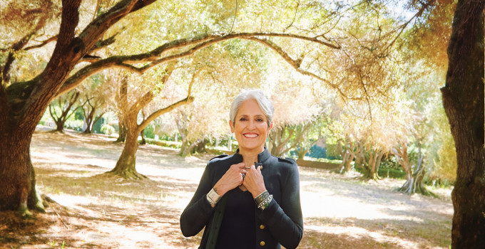 Torna JOAN BAEZ con un nuovo album dopo 10 anni e annuncia il tour di addio anche in Italia