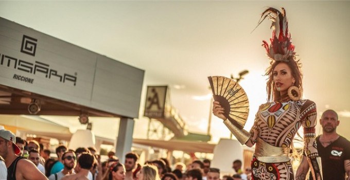 Samsara Beach - Riccione: beach party scatenati Pasqua e Pasquetta 2018 e un tour che non si ferma mai