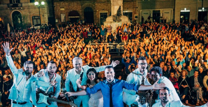 MIRKO CASADEI e l’ORCHESTRA CASADEI - CONTINUA IL TOUR ESTIVO IN TUTTA ITALIA