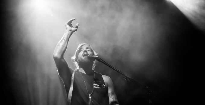 XAVIER RUDD, ven 26/7 Teatro Romano (Fiesole) - Il cantautore australiano a Estate Fiesolana 2019