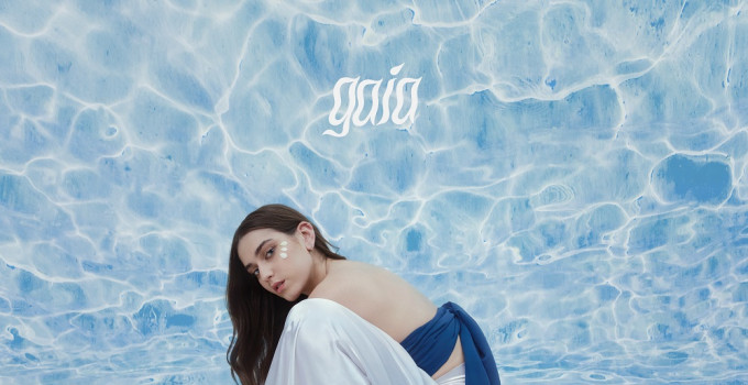 GAIA La giovane cantautrice italo-brasiliana vincitrice di “Amici 19” FUORI IL VIDEO DI “CHEGA”