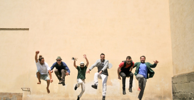 RUMORI SOSPETTI IL 29 MAGGIO ESCE PIERO L’ALCOLISTA IL VIDEO DEL NUOVO SINGOLO DELLA BAND TOSCANA