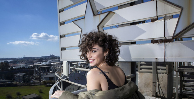 GIULIA MOLINO Il suo primo album “VA TUTTO BENE” ha superato 18 milioni di stream complessivi!