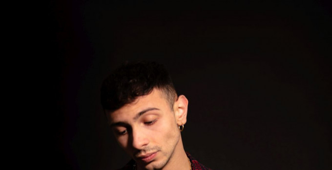 RANDOM ONLINE IL VIDEOCLIP DEL SINGOLO “SONO UN BRAVO RAGAZZO UN PO’ FUORI DI TESTA”