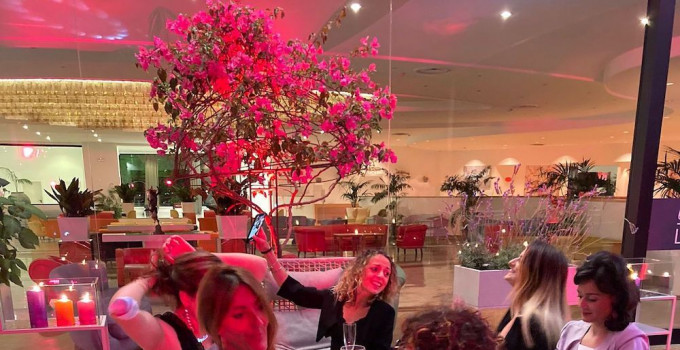 L'aperitivo Emozionale della Terrazza Lounge Hilton, a Sorrento (NA) è italiano… e internazionale