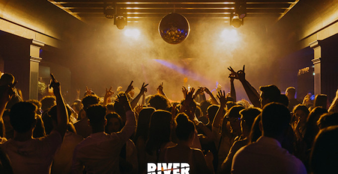 1/4 Dr. Space (dj) & Luca Vanelli (dj), Brio (voice) & Paolo Q (voice): al River house - Soncino (CR)… si balla!