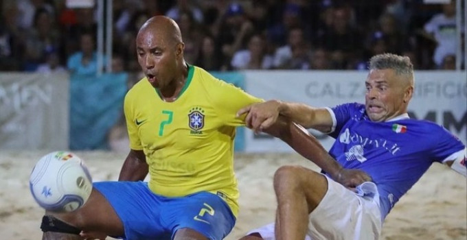 Domina Beach Soccer Tour: migliaia di spettatori in 7 tappe italiane e 4 tornei internazionali a Sharm El Sheikh durante l’estat