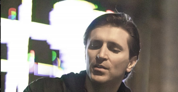 “Summer Symphony”, il nuovo singolo di Badvice DJ esce su Loading Systems Records.