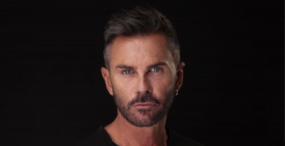 12/7 Tommy Vee @ Villapapeete  Milano Marittima per l'evento OFFWorld III  Tommy Vee torna sul palco di Villapappete Milano Mari