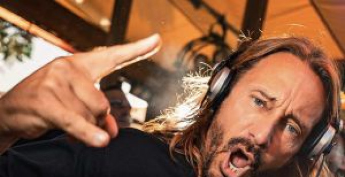 Fine luglio esplosivo alla Praja Gallipoli: 29/7 Tony Effe, 30/7 Vidaloca, 31/7 Bob Sinclar