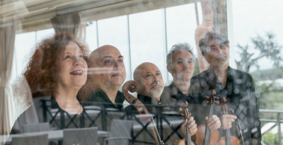 Solis String Quartet & Sarah Jane Morris, esce "Forever Young - Il Club dei 27"