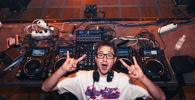 River Lover Girls, Jr Stit, Playtime, Fritu per Industry: a novembre'25 al River House - Cremona si balla forte