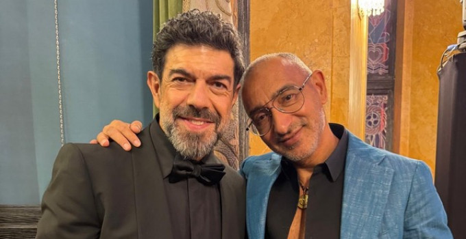 Ben DJ fa (ancora) ballare il party di presentazione del Calendario Pirelli 2026