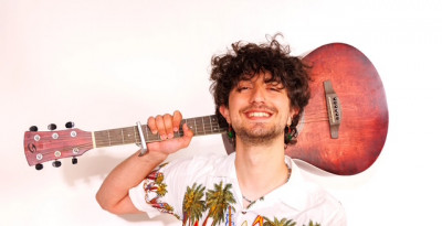 “Come l'aria” è il nuovo singolo di Aaron Raschi