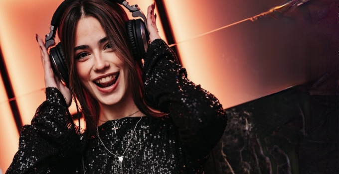 Hotel Costez, 4 party prima di Natale, tra Suave, Domenica Spagnola… e ritmi folli