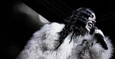 2/4 Bianca Atzei protagonist al The Beach - Sharm