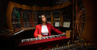 MARY ANCHETA: L'INTERVISTA ALLA MUSICISTA CANADESE PER IL NUOVO ALBUM 'WHEN THE LIGHT COMES TO PLAY' DEL NUOVO PROGETTO MA:Q