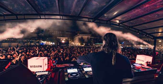 Vision presenta Bibi, Stassy e Solomun