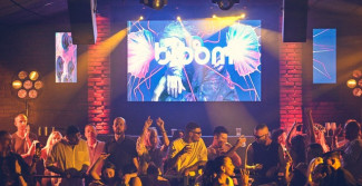 10/10 L’Aperitivo in Famiglia e BLOOM fanno scatenare il Barlume – Marina di Carrara