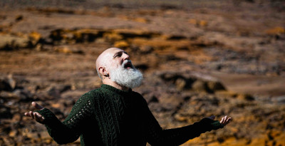 Un salto su Marte” (Hennomusic), il nuovo singolo di Adolfo Durante